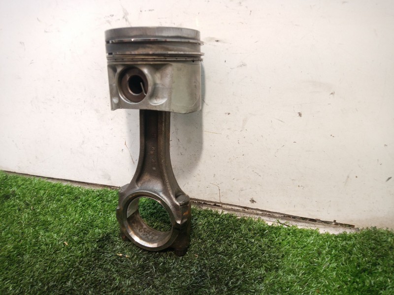 Recambio de piston para audi a3 (8p) 2.0 tdi ambiente (dpf) (125kw) referencia OEM IAM 8VZ 8VZ 8VZ