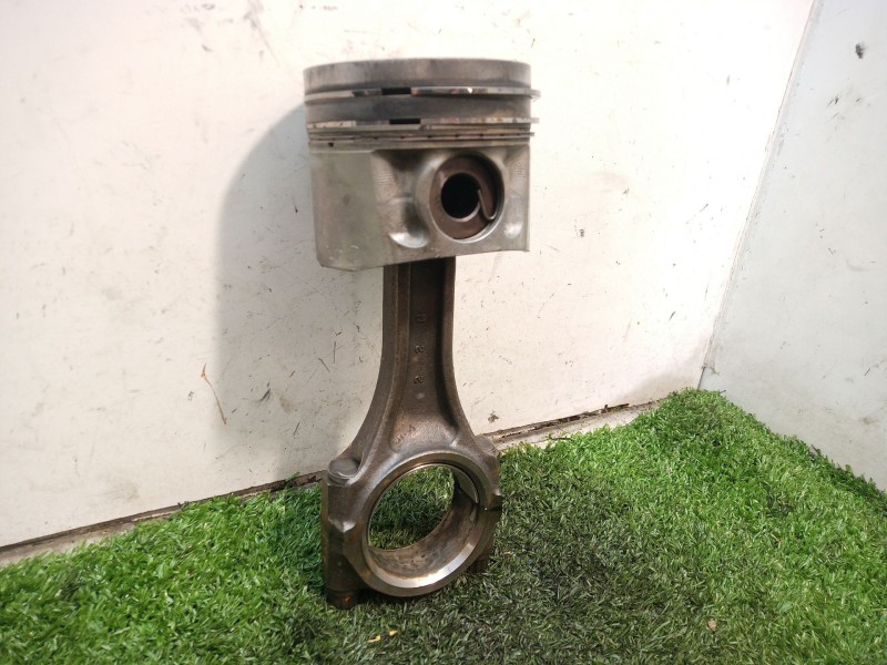 Recambio de piston para audi a3 (8p) 2.0 tdi ambiente (dpf) (125kw) referencia OEM IAM 8VZ 8VZ 8VZ