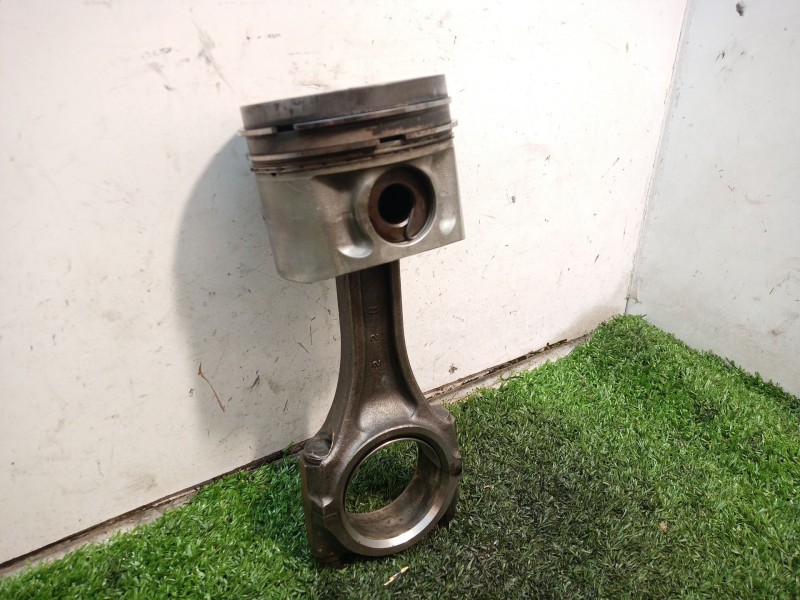 Recambio de piston para audi a3 (8p) 2.0 tdi ambiente (dpf) (125kw) referencia OEM IAM 8VZ 8VZ 8VZ