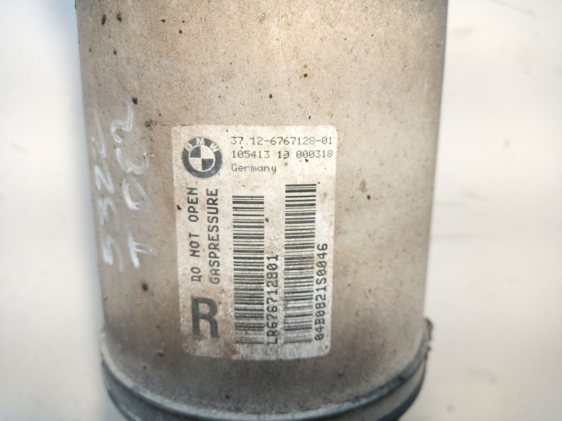 Recambio de amortiguador trasero derecho para bmw serie 7 (e65/e66) 6.0 cat referencia OEM IAM 37126767128 LR676712801 105413100