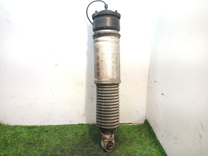 Recambio de amortiguador trasero izquierdo para bmw serie 7 (e65/e66) 6.0 cat referencia OEM IAM 37126767127 LL676712701 1054131