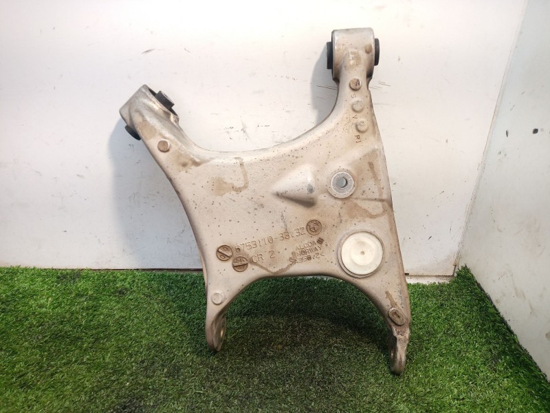 Recambio de brazo suspension inferior trasero derecho para bmw serie 7 (e65/e66) 6.0 cat referencia OEM IAM 67531103332 67531103