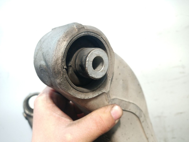 Recambio de brazo suspension inferior trasero derecho para bmw serie 7 (e65/e66) 6.0 cat referencia OEM IAM 67531103332 67531103