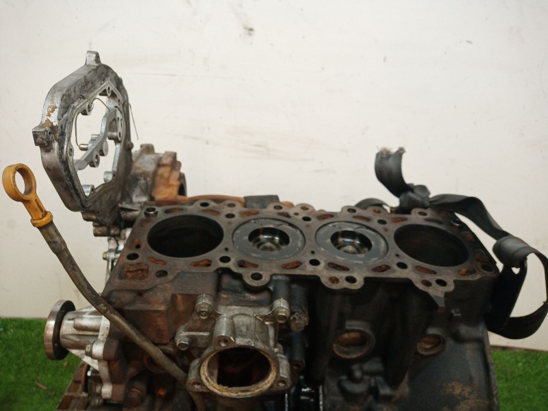 Recambio de bloque para nissan x-trail (t30) 2.0 16v cat referencia OEM IAM YD22 YD22 YD22