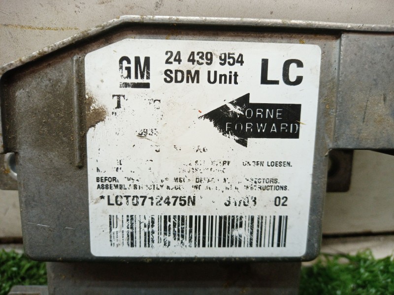 Recambio de centralita airbag para opel corsa c sri referencia OEM IAM 24439954 24439954 24439954