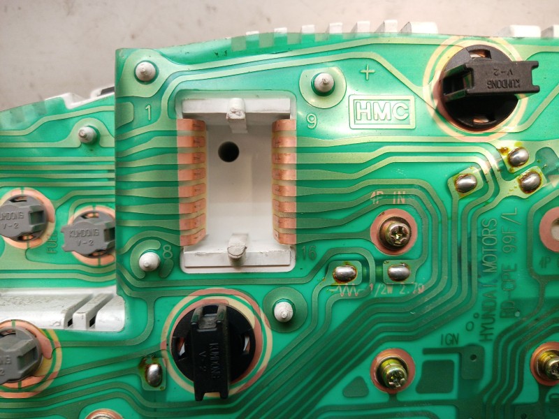 Recambio de cuadro instrumentos para hyundai coupe (rd) 1.6 16v cat referencia OEM IAM 940032712111 71110871 20001012