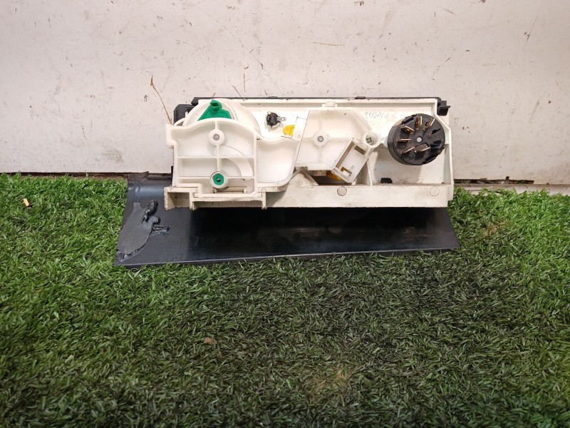 Recambio de mando calefaccion / aire acondicionado para bmw serie 3 compacto (e36) 316i referencia OEM IAM 8367667 61318360456 6