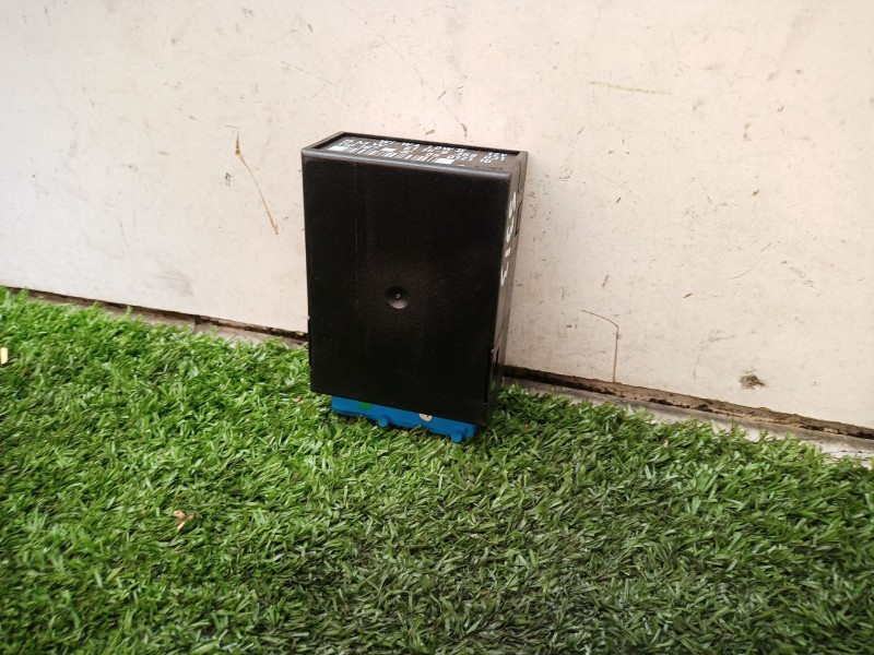 Recambio de modulo electronico para bmw serie 3 compacto (e36) 316i referencia OEM IAM 61358359031 05012110 8359031