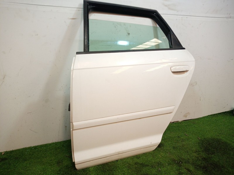 Recambio de puerta trasera izquierda para audi a3 (8p) 2.0 tdi referencia OEM IAM   