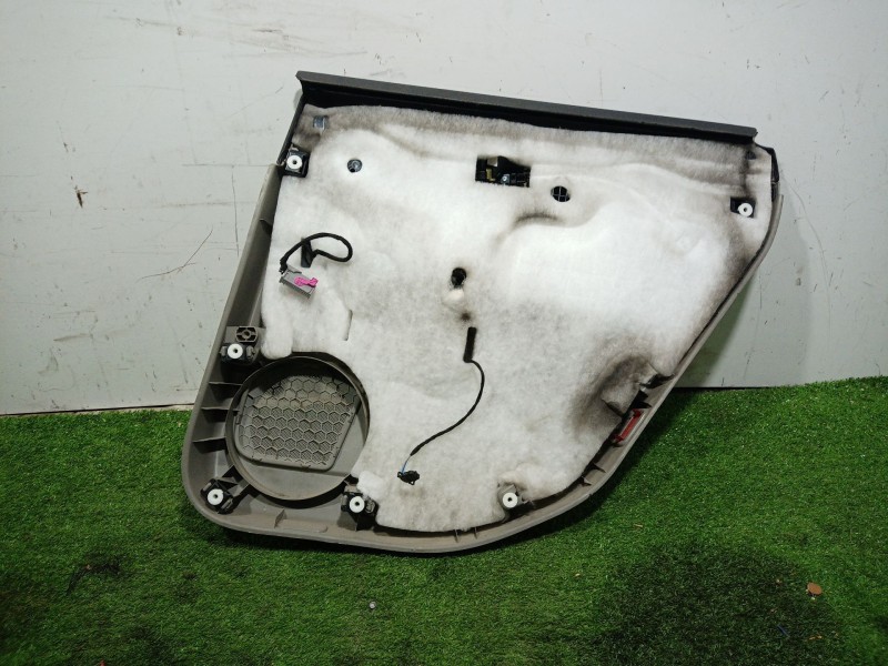 Recambio de guarnecido puerta trasera izquierda para audi a3 (8p) 2.0 tdi referencia OEM IAM 8P4867305 8P4867305 8P4867305