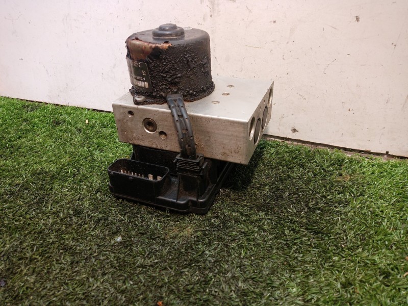 Recambio de abs para seat leon (1m1) 1.9 tdi referencia OEM IAM   