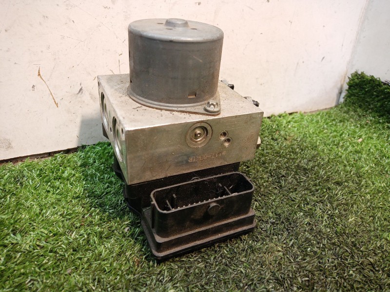 Recambio de abs para ford mondeo ber. (ca2) limited edition referencia OEM IAM 2C405 2C405 2C405