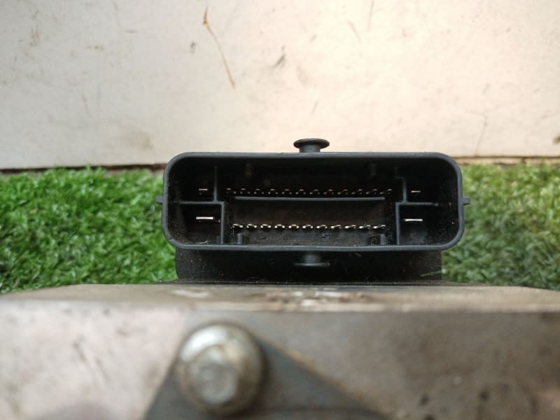 Recambio de abs para ford mondeo ber. (ca2) limited edition referencia OEM IAM 2C405 2C405 2C405