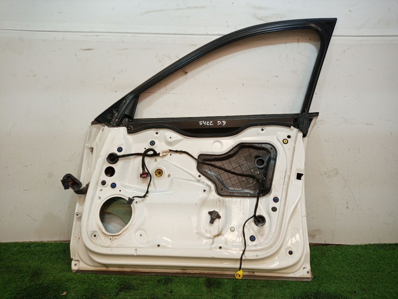 Recambio de puerta delantera derecha para audi a3 (8p) 2.0 tdi referencia OEM IAM   