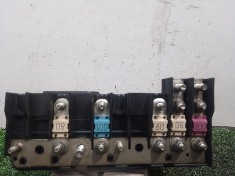 Recambio de caja reles / fusibles para audi a3 (8p) 2.0 tdi referencia OEM IAM 1K0937124K 1K0937124K 1K0937124K