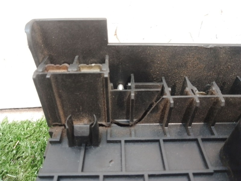 Recambio de caja reles / fusibles para audi a3 (8p) 2.0 tdi referencia OEM IAM 1K0937124K 1K0937124K 1K0937124K