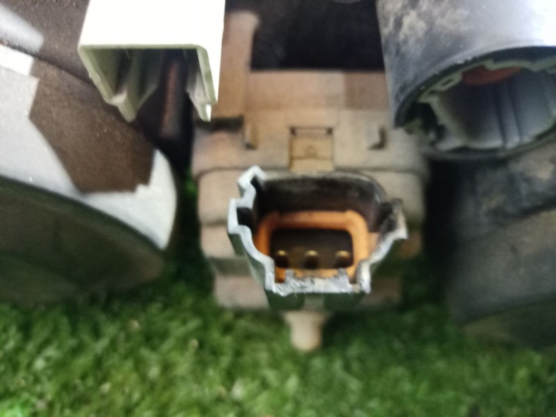 Recambio de faro izquierdo para nissan primera berlina (p11) 1.6 16v cat referencia OEM IAM 89006454 89006454 260609F602