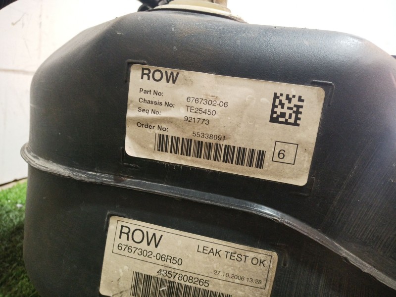 Recambio de deposito combustible para mini mini (r50, r53) one referencia OEM IAM 6767302 6767302 6763752R52