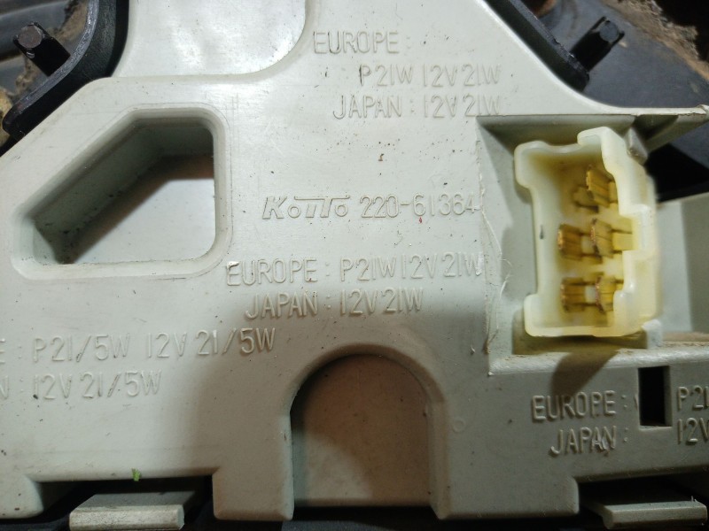 Recambio de piloto trasero derecho para mazda 121 (db) l referencia OEM IAM 22061364 22061364 22061364