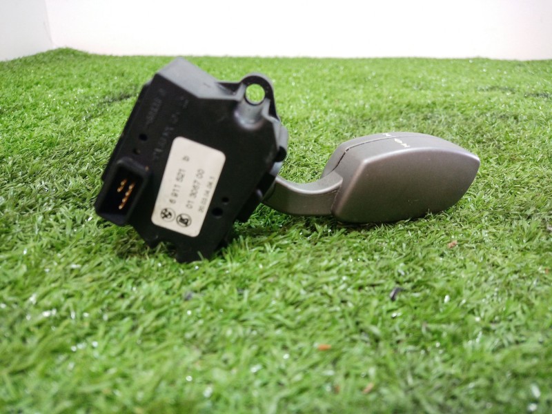 Recambio de mando volante para bmw serie 7 (e65/e66) 6.0 cat referencia OEM IAM 6911521B 01306700 6911521