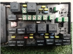 Recambio de caja reles / fusibles para chrysler voyager (rg) referencia OEM IAM    2