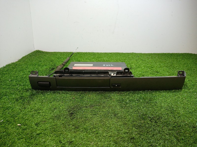 Recambio de sistema audio / radio cd para bmw serie 7 (e65/e66) 6.0 cat referencia OEM IAM 65126935934 65126935934 65126935934