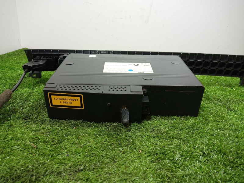 Recambio de sistema audio / radio cd para bmw serie 7 (e65/e66) 6.0 cat referencia OEM IAM 65126935934 65126935934 65126935934