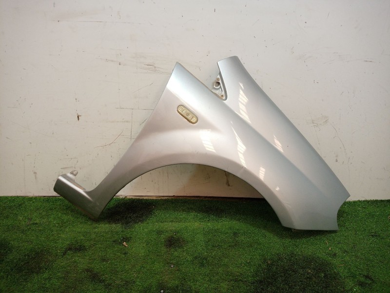 Recambio de aleta delantera derecha para fiat punto (199_) 1.3 d multijet referencia OEM IAM   