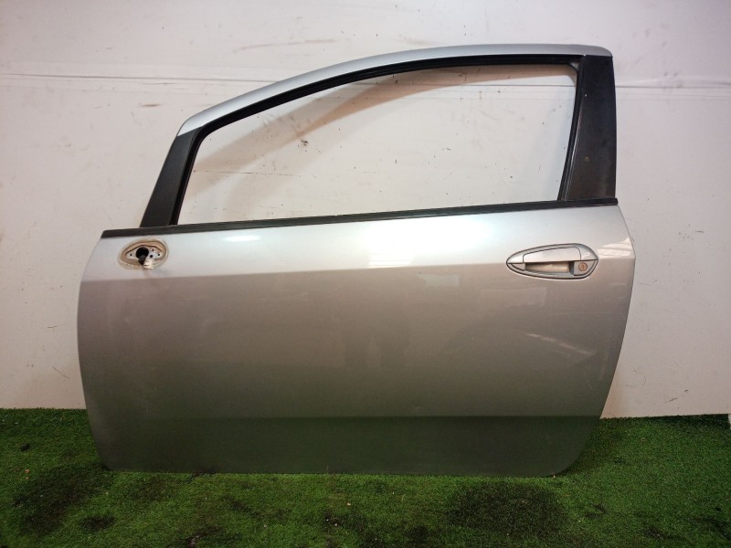 Recambio de puerta delantera izquierda para fiat punto (199_) 1.3 d multijet referencia OEM IAM   