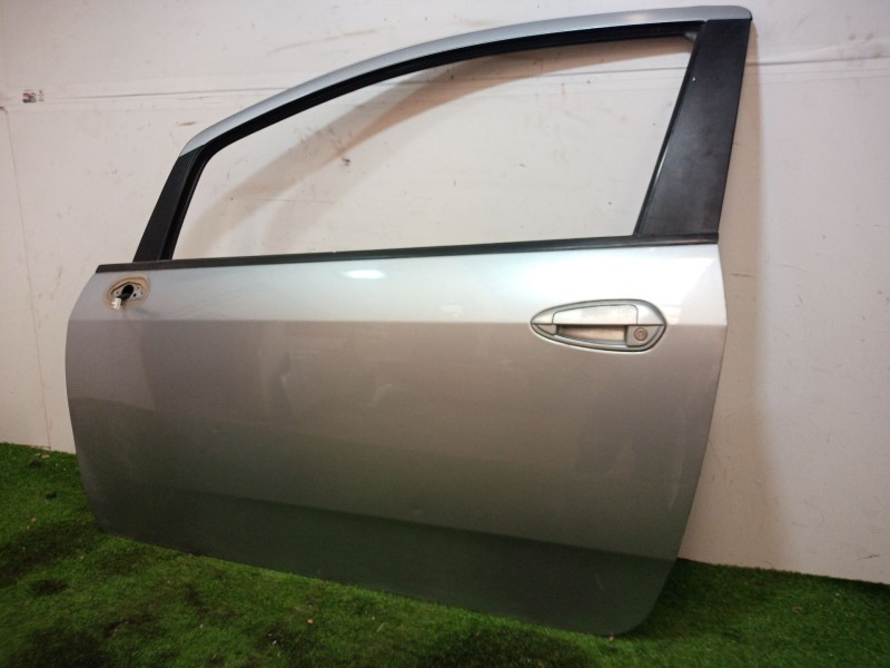 Recambio de puerta delantera izquierda para fiat punto (199_) 1.3 d multijet referencia OEM IAM   