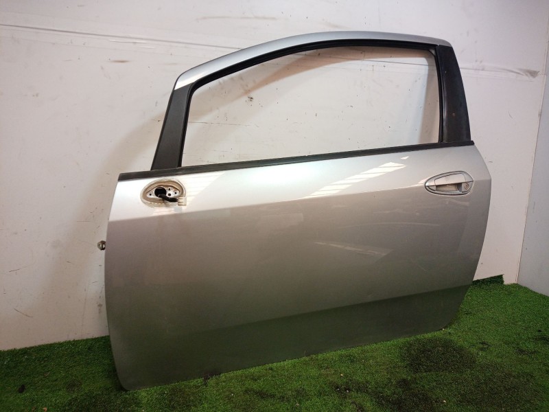 Recambio de puerta delantera izquierda para fiat punto (199_) 1.3 d multijet referencia OEM IAM   