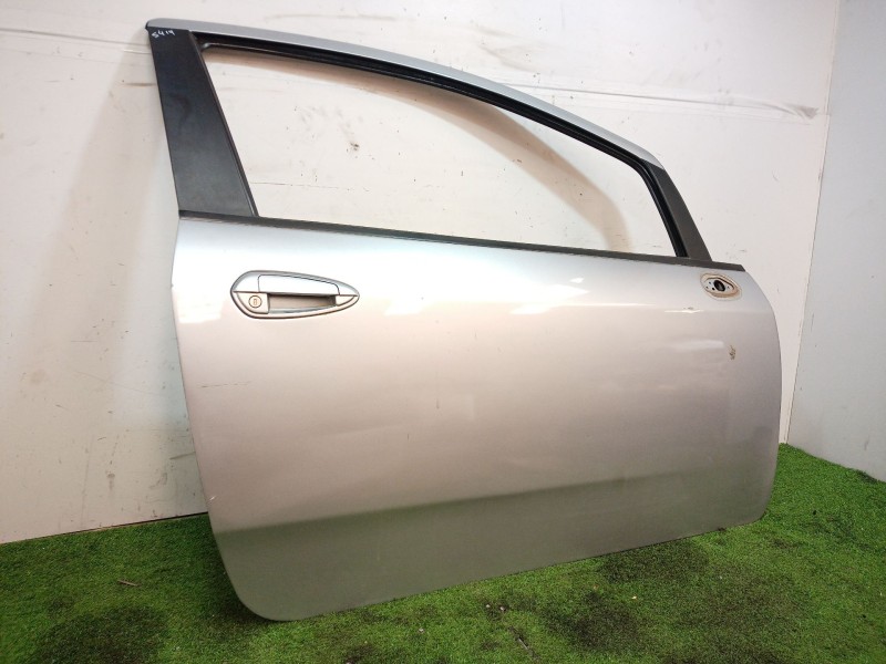 Recambio de puerta delantera derecha para fiat punto (199_) 1.3 d multijet referencia OEM IAM   