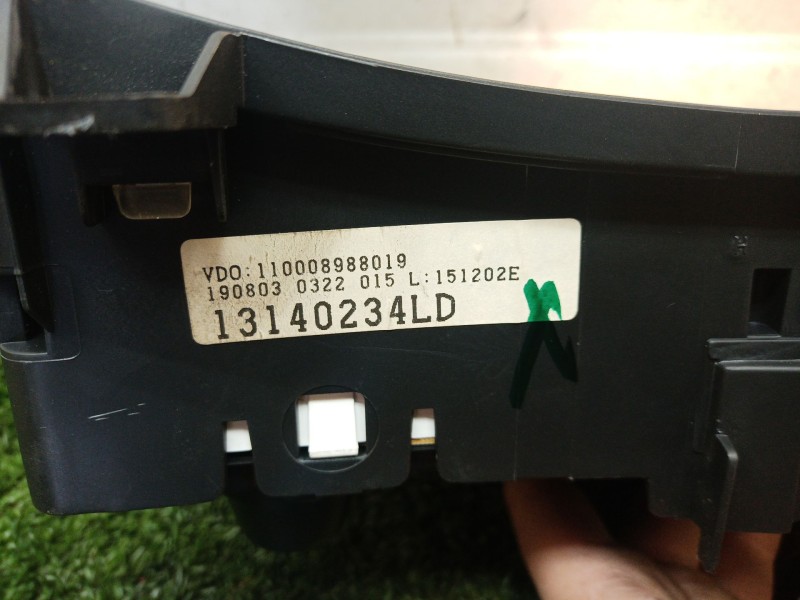 Recambio de cuadro instrumentos para opel corsa c sri referencia OEM IAM 88311302 151202E 110008988019