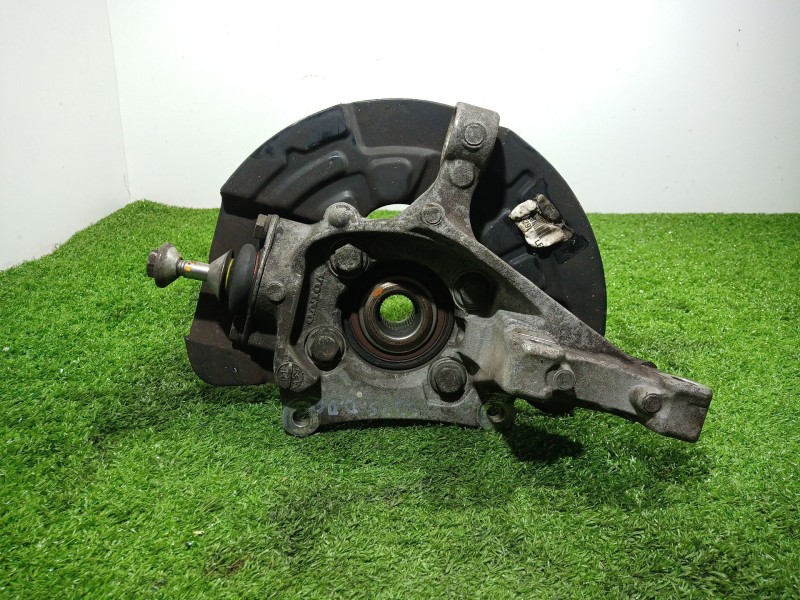 Recambio de mangueta delantera derecha para volvo s60 berlina referencia OEM IAM P39960659 P39960659 P39960659