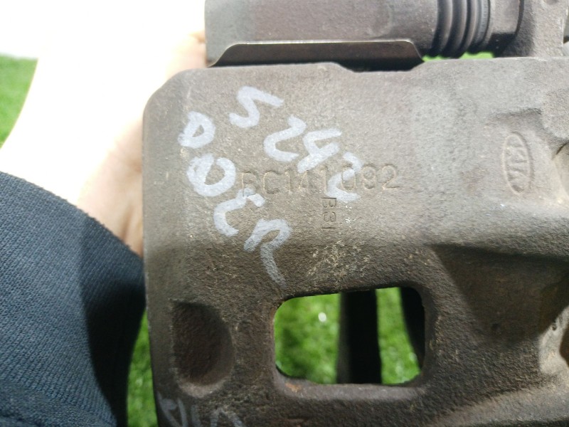 Recambio de pinza freno delantera derecha para hyundai tucson (jm) 2,0 classic 4x2 referencia OEM IAM BC141092 BC141092 BC141092