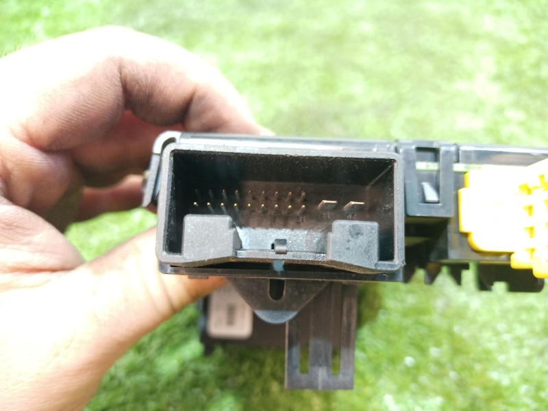 Recambio de centralita luces para seat toledo (5p2) exclusive referencia OEM IAM 1K0953549G 1K0953549G 1K0953549