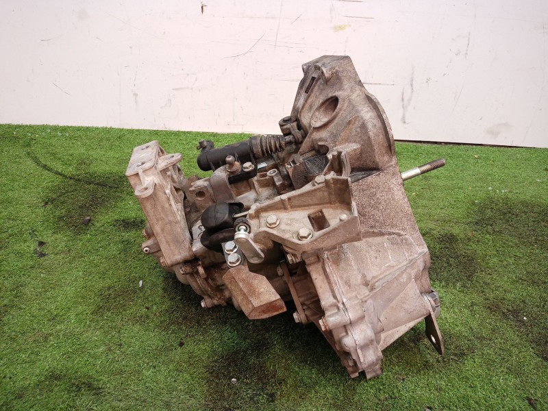 Recambio de caja cambios para fiat punto (199_) 1.3 d multijet referencia OEM IAM 46736750 46736750 46736750