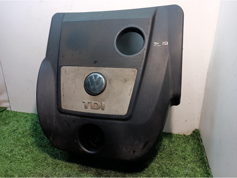 Recambio de tapa motor para volkswagen golf iv berlina (1j1) advance referencia OEM IAM 038103925EK 038103925BPDE 038103925EP