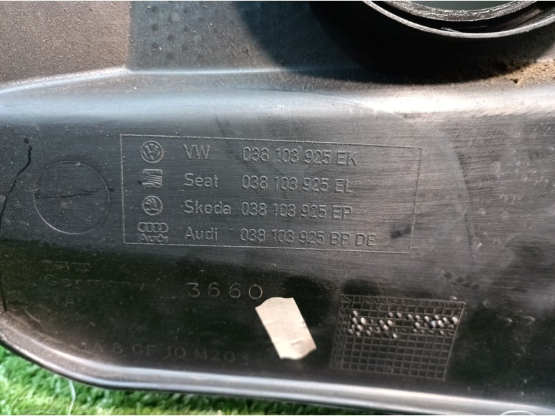 Recambio de tapa motor para volkswagen golf iv berlina (1j1) advance referencia OEM IAM 038103925EK 038103925BPDE 038103925EP