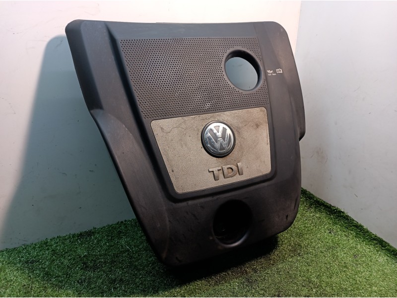 Recambio de tapa motor para volkswagen golf iv berlina (1j1) advance referencia OEM IAM 038103925EK 038103925BPDE 038103925EP