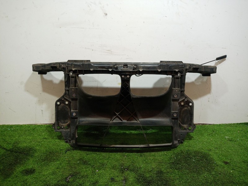 Recambio de panel frontal para bmw 1 (e87) 116 i referencia OEM IAM 1857513007 1857514007 51647058593