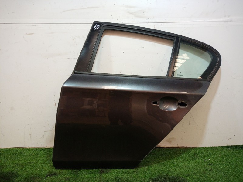 Recambio de puerta trasera izquierda para bmw 1 (e87) 116 i referencia OEM IAM   