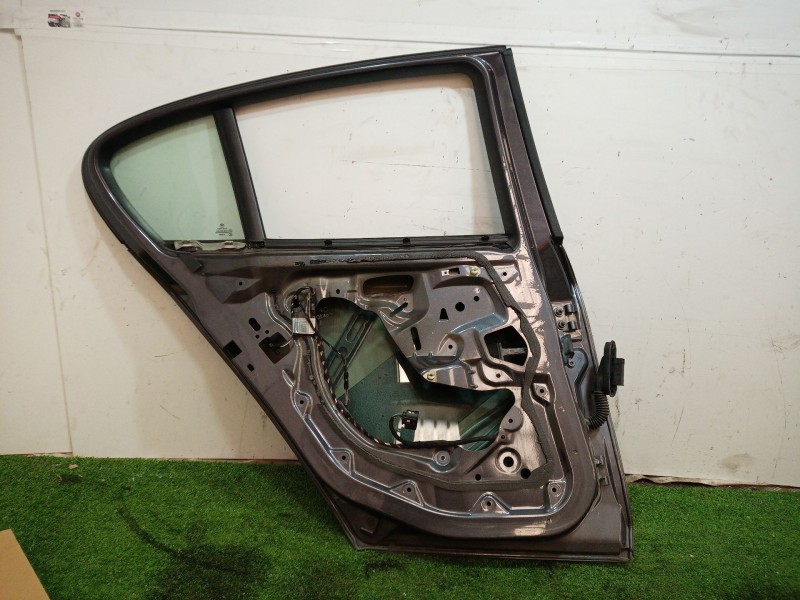 Recambio de puerta trasera izquierda para bmw 1 (e87) 116 i referencia OEM IAM   