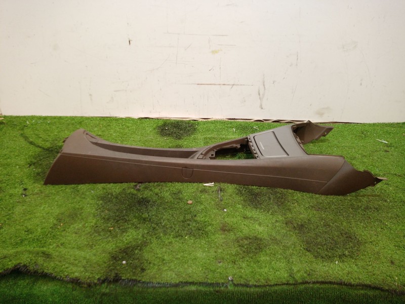 Recambio de consola central tras. para bmw 1 (e87) 116 i referencia OEM IAM 51167078562 51167078564 22167210