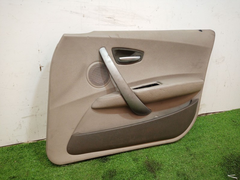 Recambio de guarnecido puerta delantera derecha para bmw 1 (e87) 116 i referencia OEM IAM 5141713329806 18820010 6512692397601