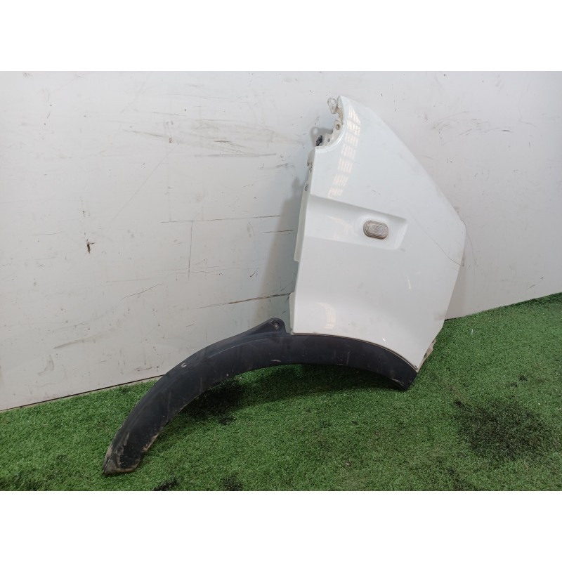 Recambio de aleta delantera derecha para renault master ii phase 2 caja cerrada 2.5 diesel referencia OEM IAM   