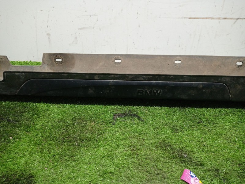 Recambio de faldon lateral para bmw 1 (e87) 116 i referencia OEM IAM 51717147401 51717147401 22944911