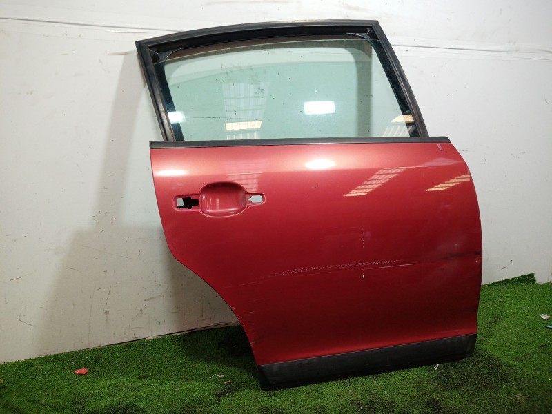 Recambio de puerta trasera derecha para citroën c4 berlina referencia OEM IAM   