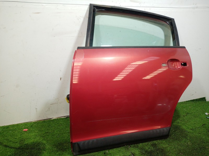 Recambio de puerta trasera izquierda para citroën c4 berlina referencia OEM IAM   