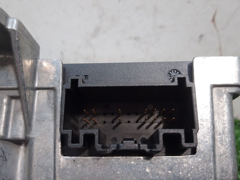 Recambio de centralita airbag para renault clio iii 1.2 16v referencia OEM IAM 8200962363  611131000A